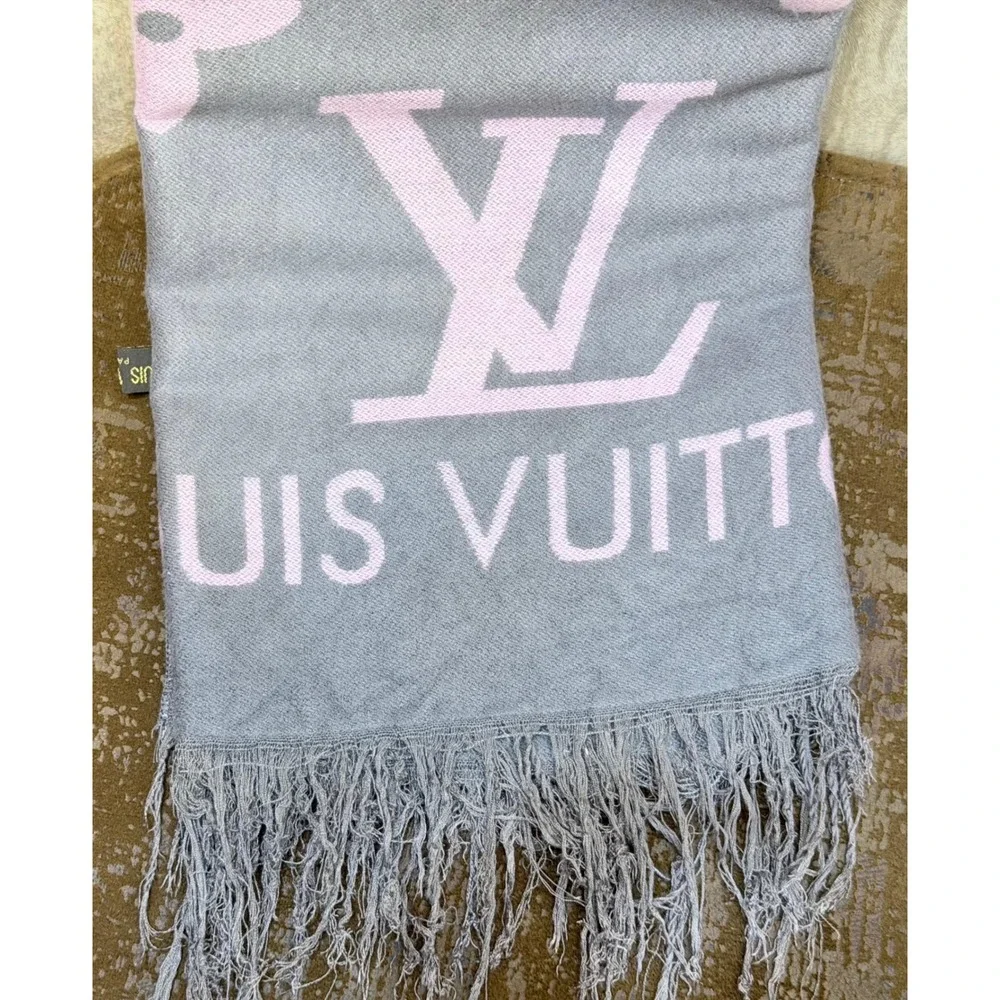 Flat $200 Sale Louis Vuitton Logomania Scarf Grey Pink Monogram Logo Fringed